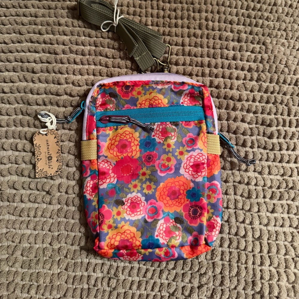 New NATURAL LIFE 8 in 1 Pocket Crossbody